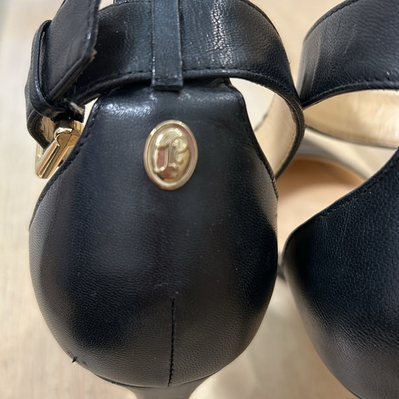 Black heels with ankle straps - Picture 4 of 5